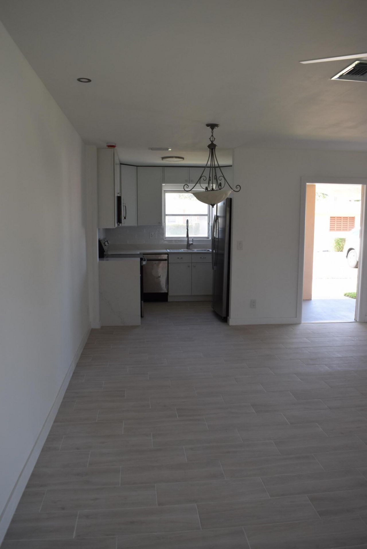 2747 Dudley Drive E, Unit D, West Palm Beach, FL 33415 Photo