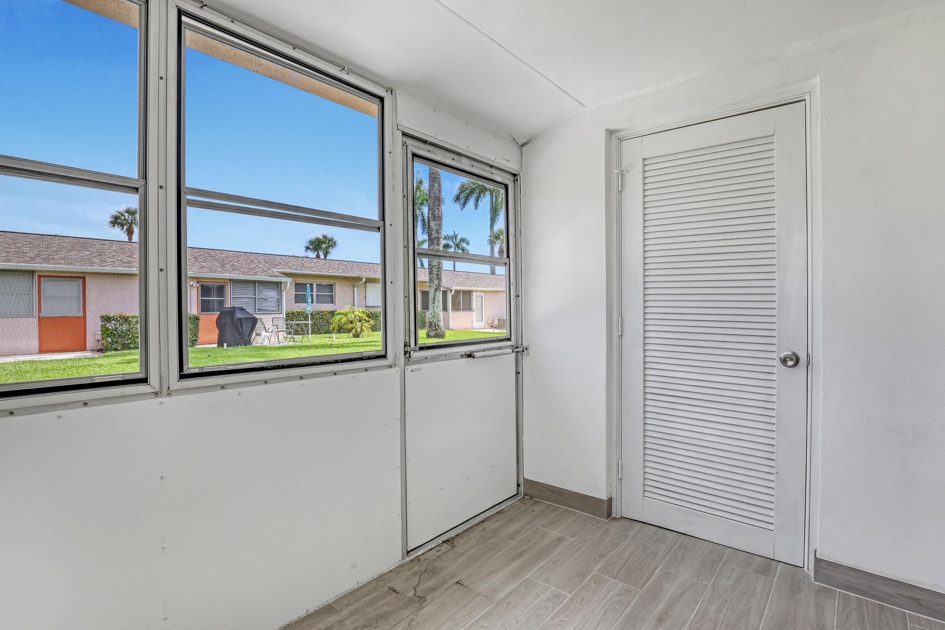 2747 Dudley Drive E, Unit D, West Palm Beach, FL 33415 Photo