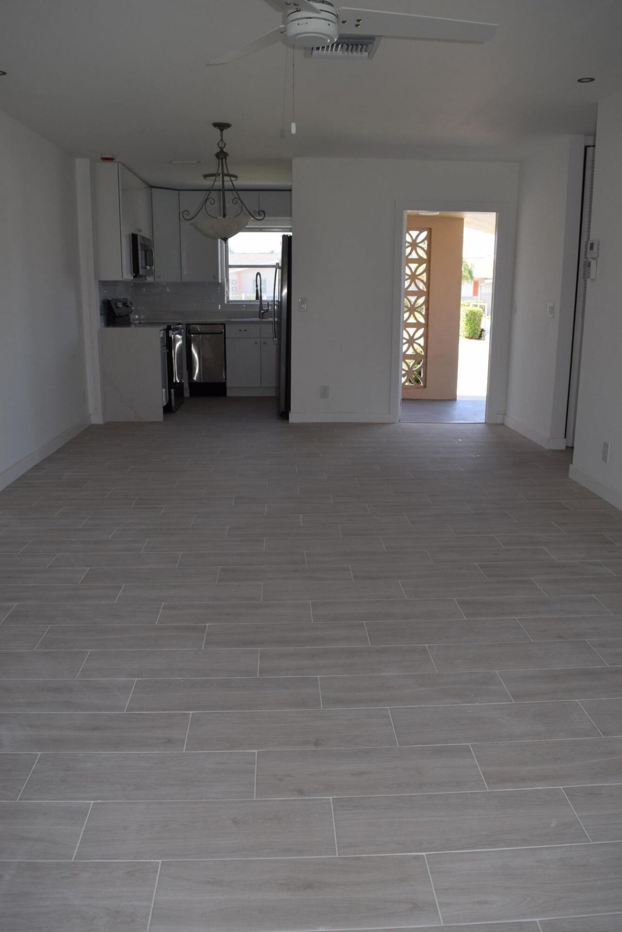 2747 Dudley Drive E, Unit D, West Palm Beach, FL 33415 Photo