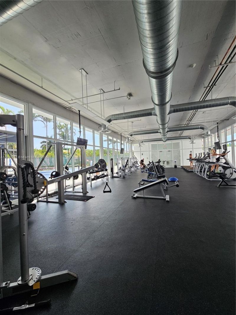 15051 Royal Oaks Ln, Unit 2202, North Miami, FL 33181 Photo