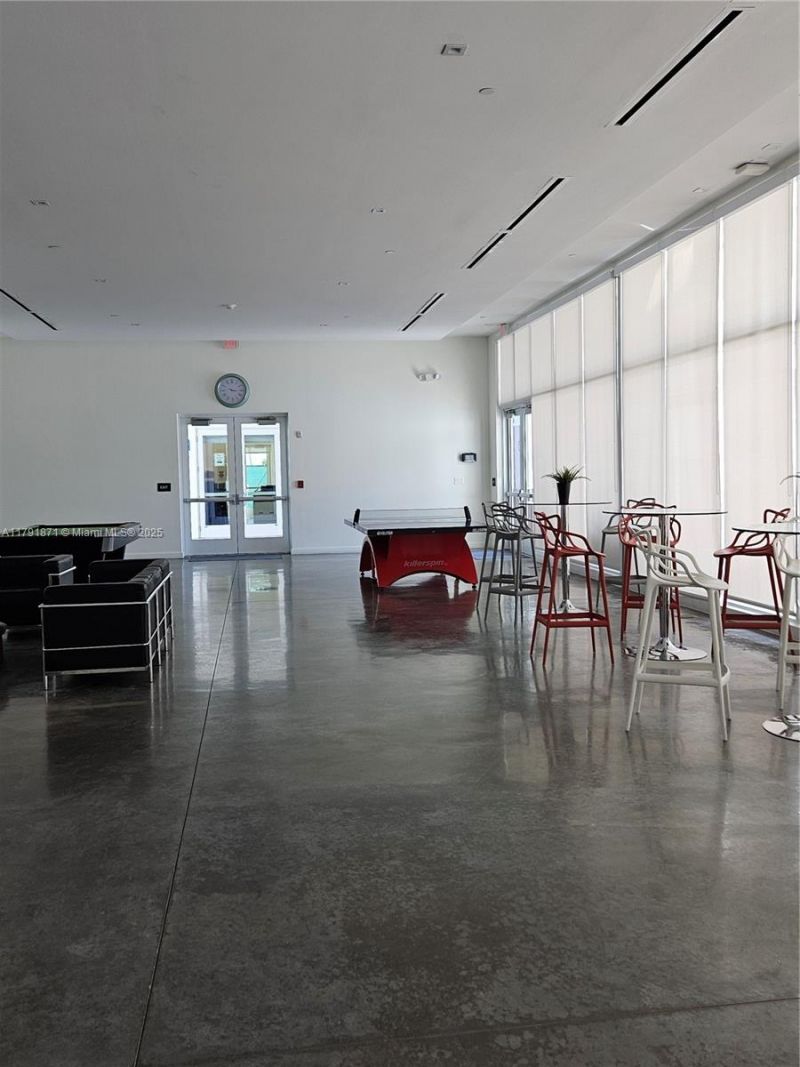 15051 Royal Oaks Ln, Unit 2202, North Miami, FL 33181 Photo