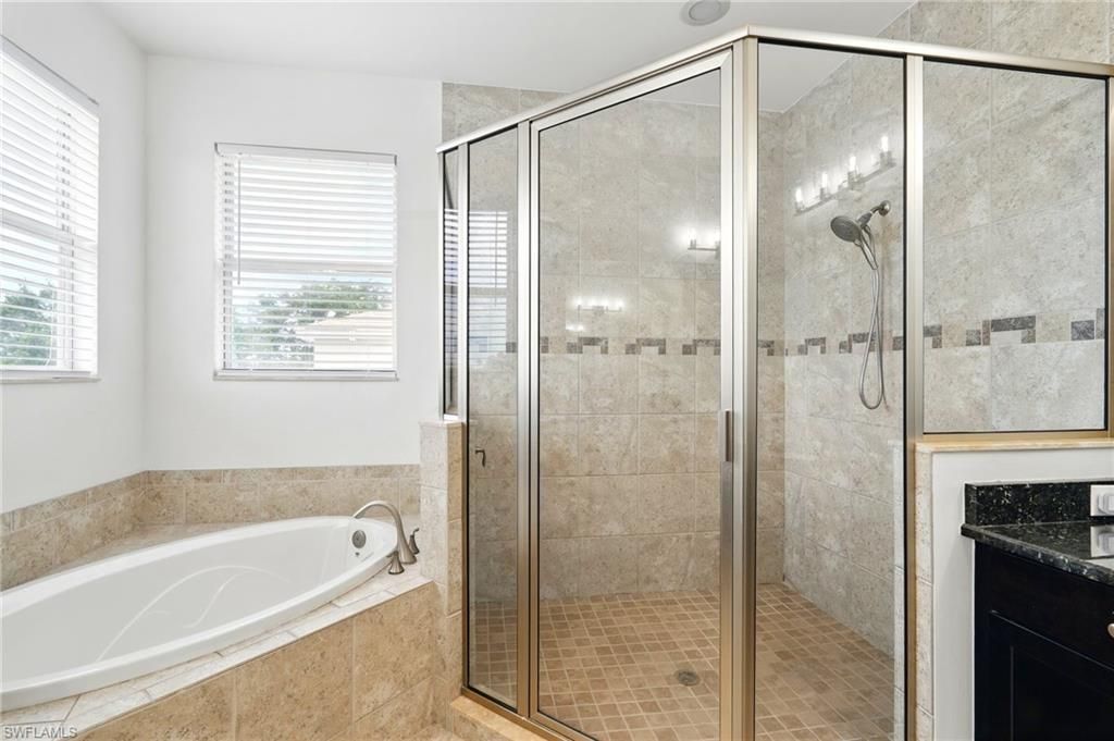 2660 Stonyhill Ct, Cape Coral, FL 33993 Photo