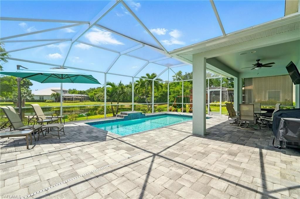 2660 Stonyhill Ct, Cape Coral, FL 33993 Photo