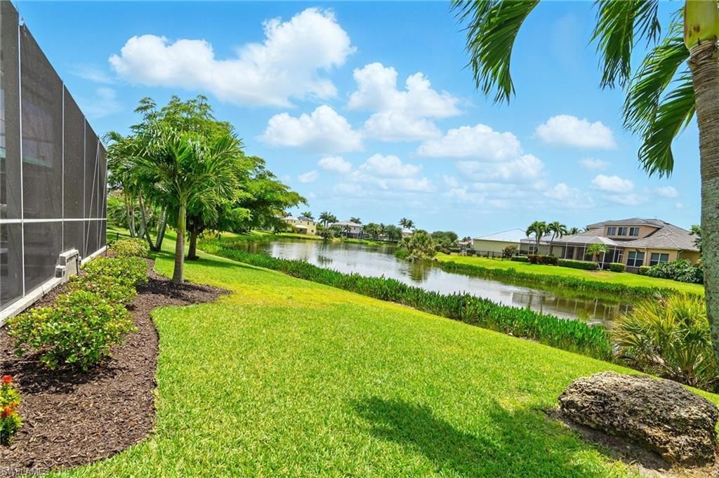 2660 Stonyhill Ct, Cape Coral, FL 33993 Photo