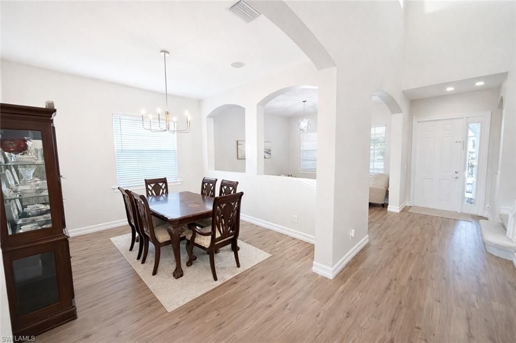 2660 Stonyhill Ct, Cape Coral, FL 33993 Photo