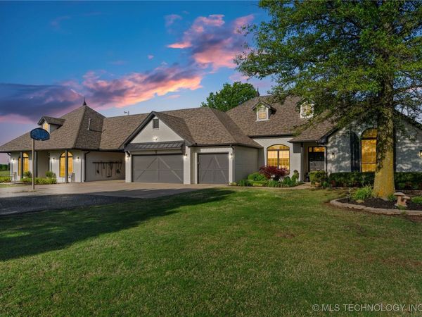 12785 N 280 Road, Okmulgee, OK 74447