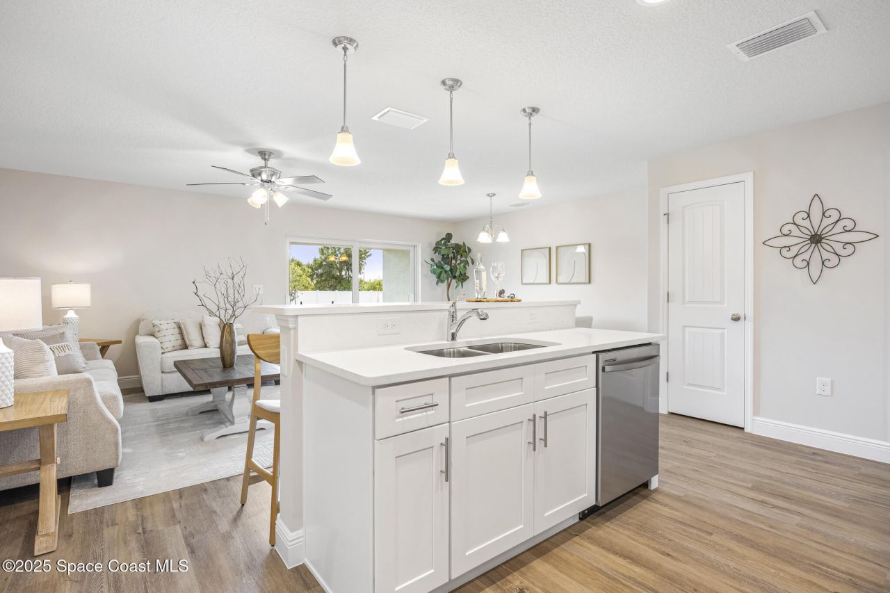 168-198 Hidden Woods Place, Melbourne, FL 32901 Photo