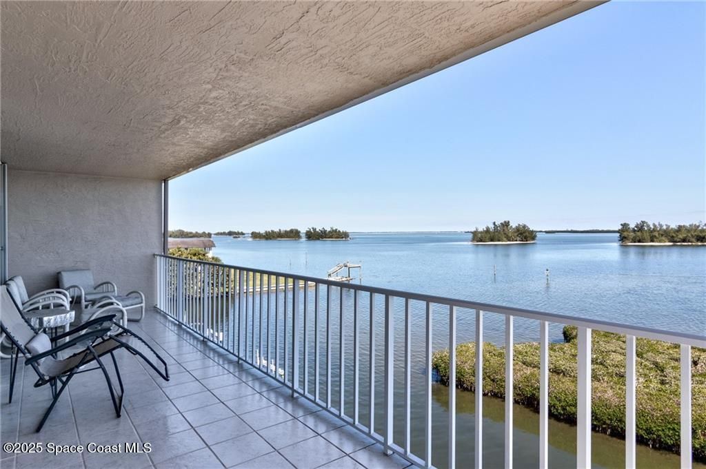 6061 N River Run Drive, Unit 6061, Sebastian, FL 32958 Photo