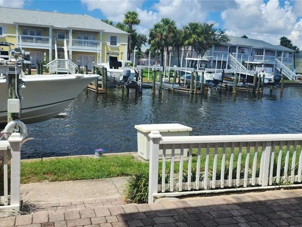 5215 COQUINA KEY DRIVE SE, Unit B, ST PETERSBURG, FL 33705