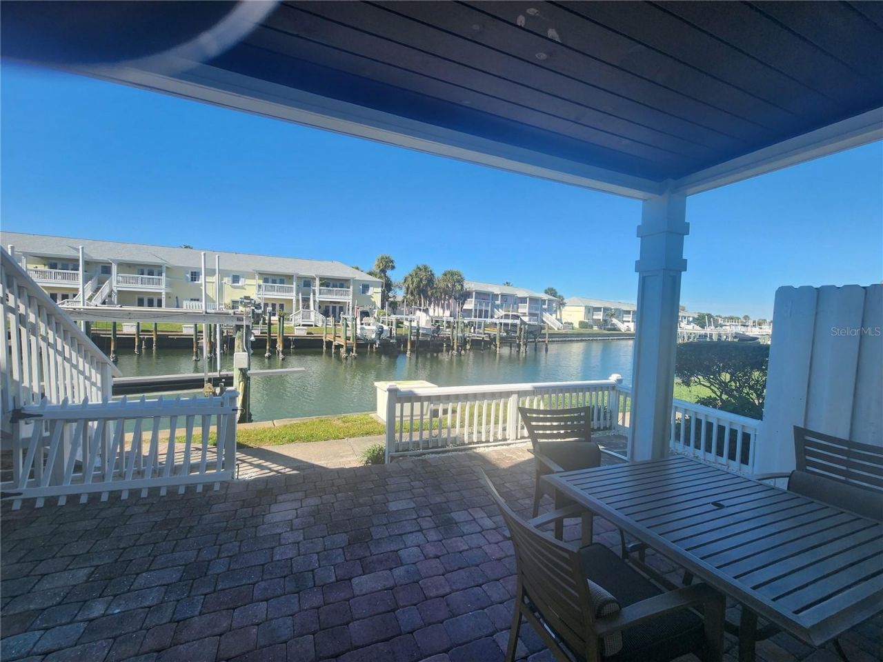 5215 Coquina Key Drive Se, Unit B, Saint Petersburg, FL 33705 Photo