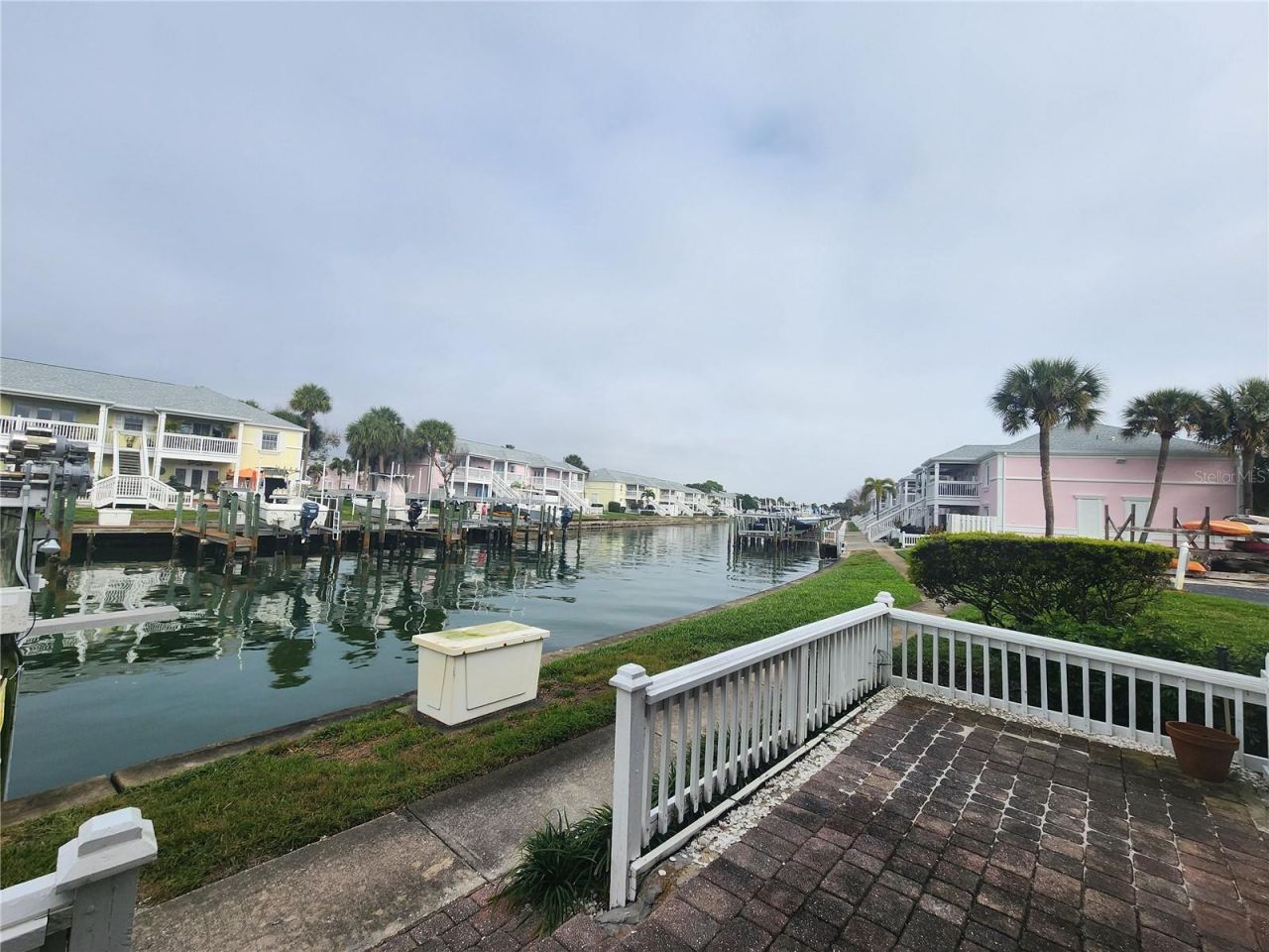 5215 Coquina Key Drive Se, Unit B, Saint Petersburg, FL 33705 Photo