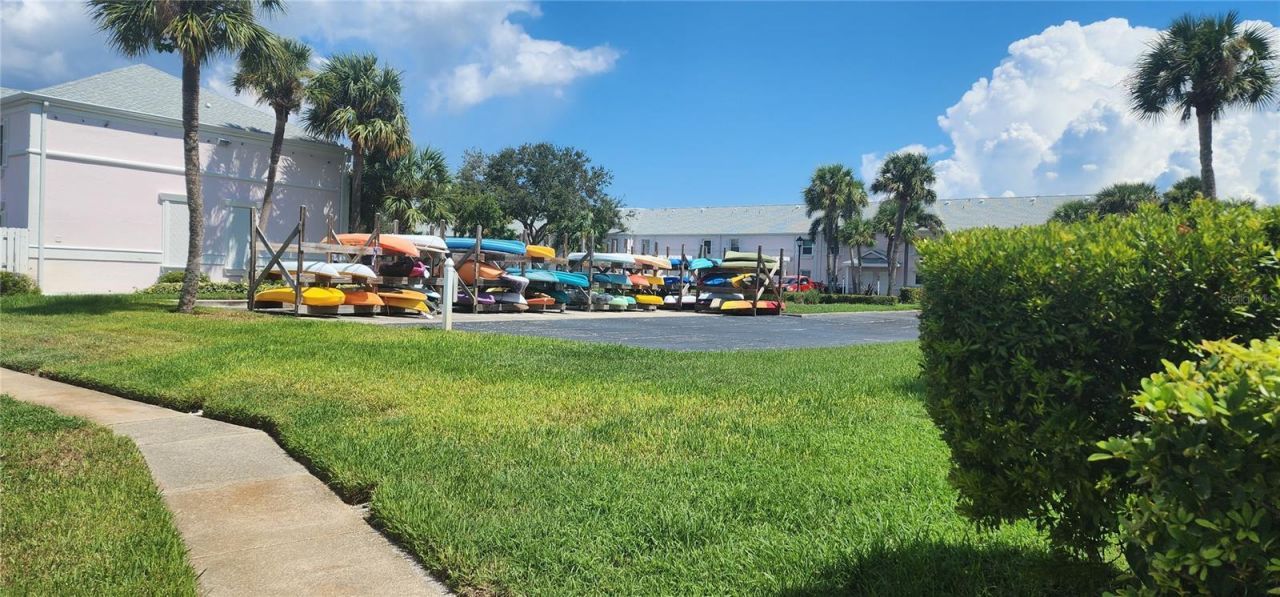 5215 Coquina Key Drive Se, Unit B, Saint Petersburg, FL 33705 Photo