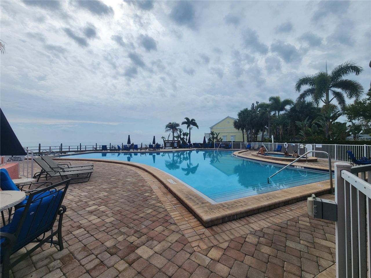 5215 Coquina Key Drive Se, Unit B, Saint Petersburg, FL 33705 Photo