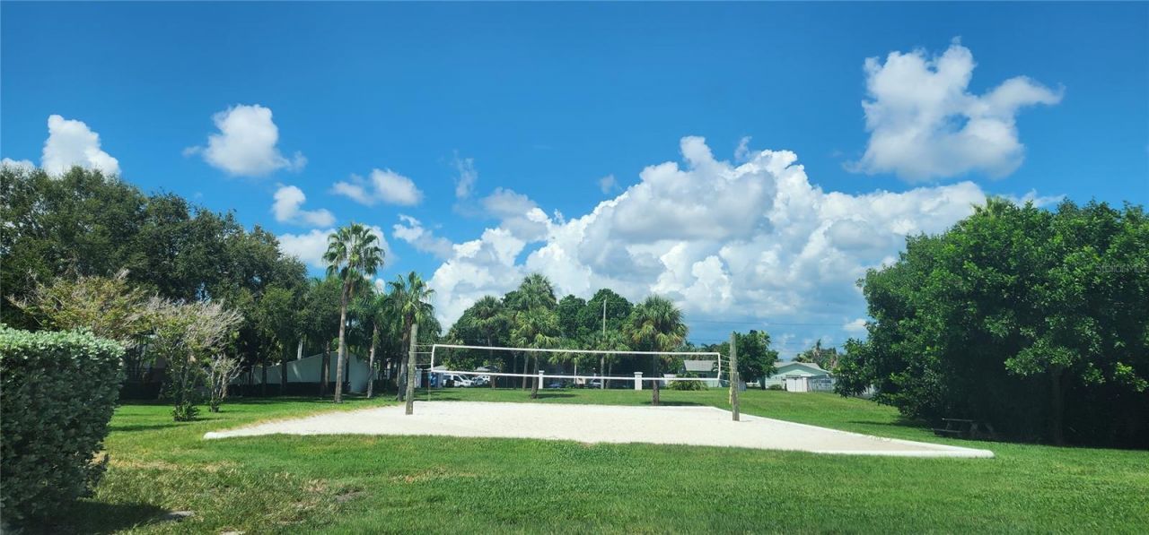 5215 Coquina Key Drive Se, Unit B, Saint Petersburg, FL 33705 Photo