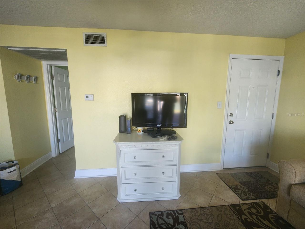 5215 Coquina Key Drive Se, Unit B, Saint Petersburg, FL 33705 Photo