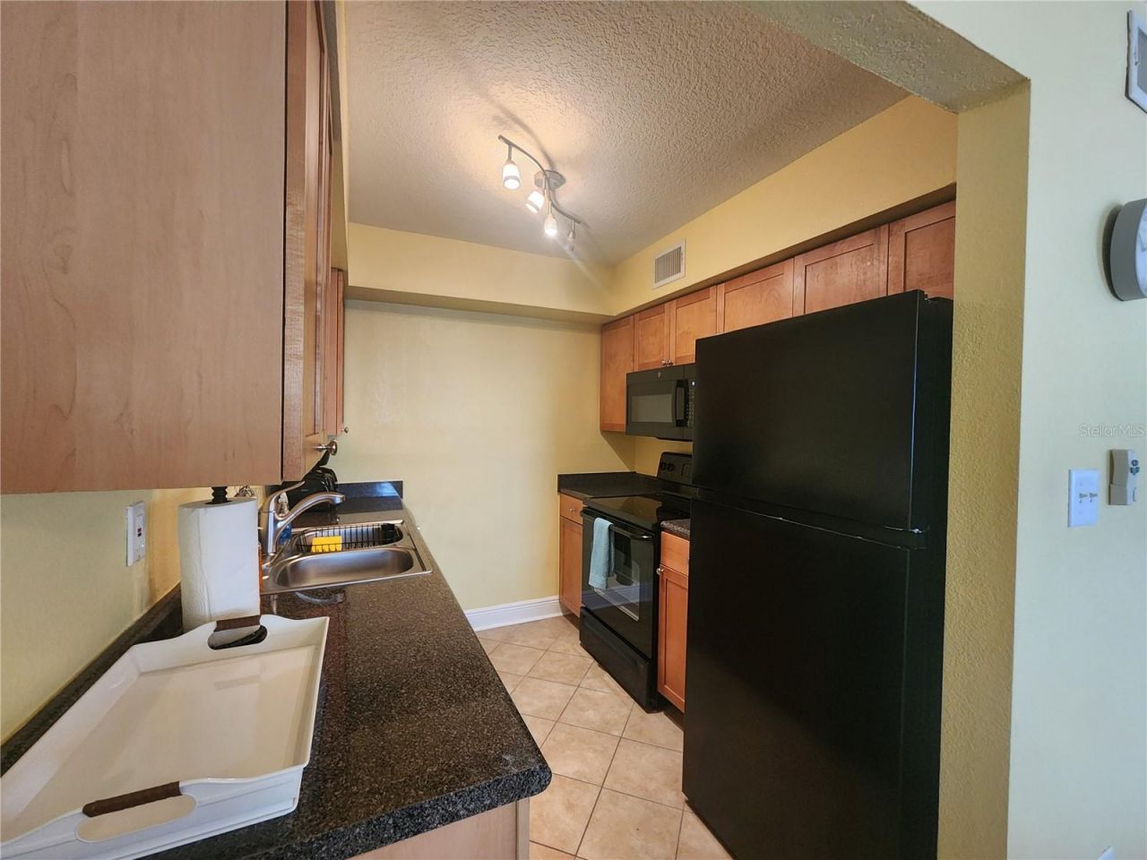 5215 Coquina Key Drive Se, Unit B, Saint Petersburg, FL 33705 Photo