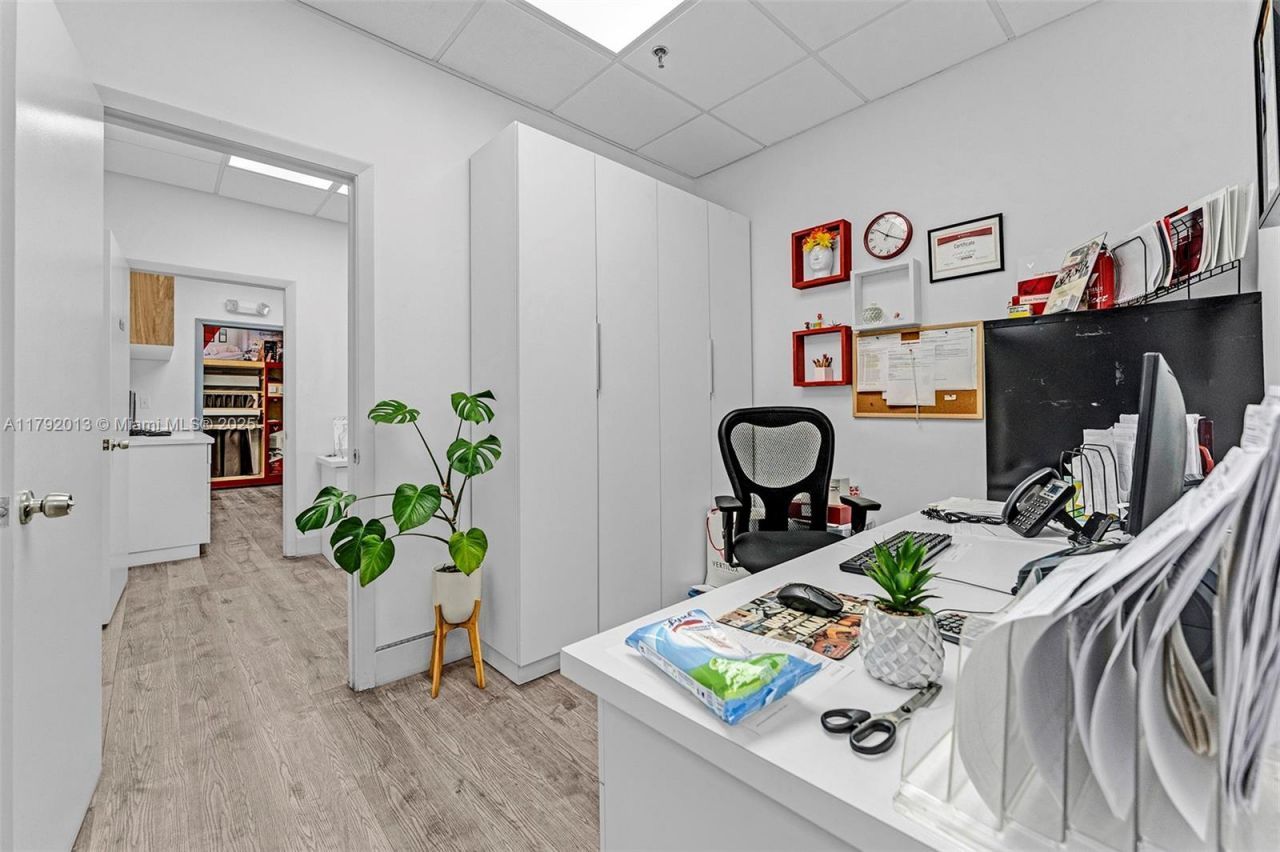 Please Call For Address, Medley, FL 33166 Photo