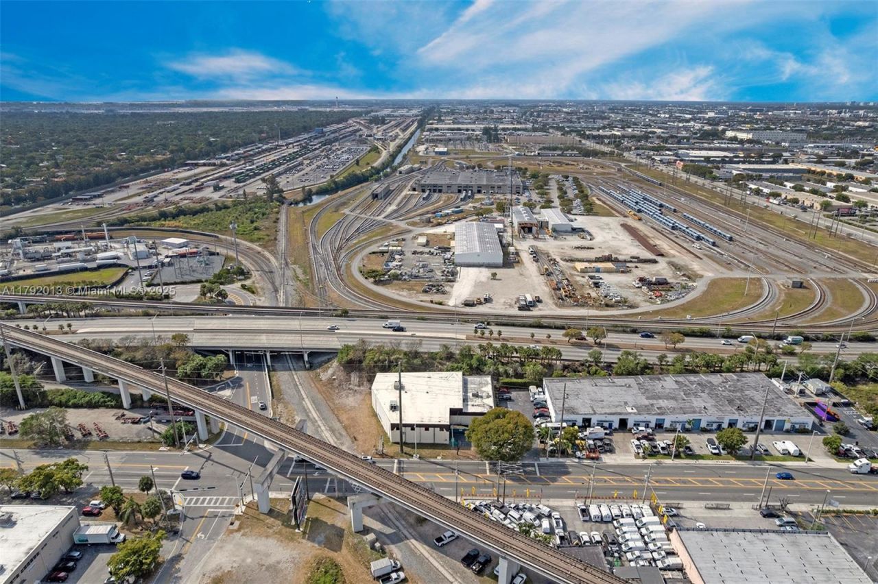 Please Call For Address, Medley, FL 33166 Photo