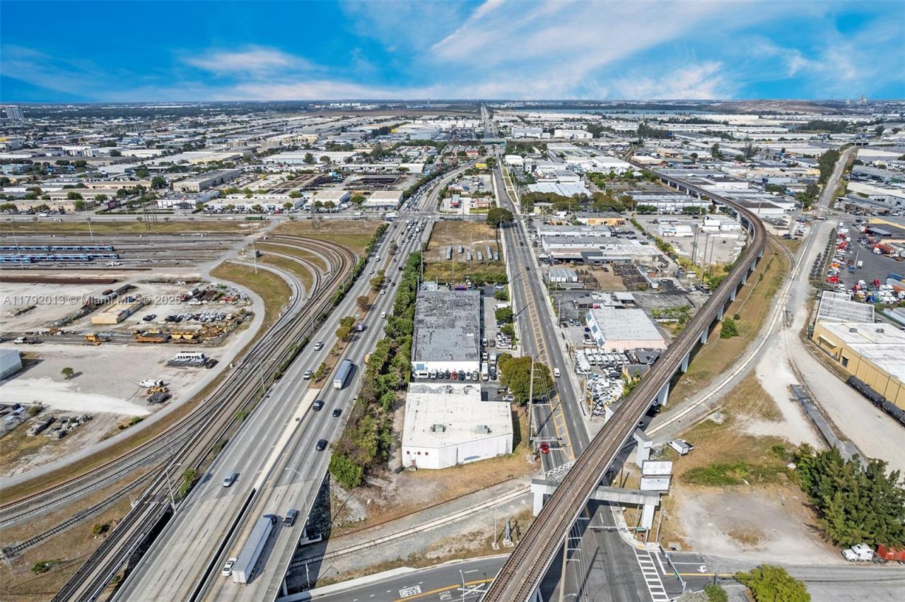 Please Call For Address, Medley, FL 33166 Photo