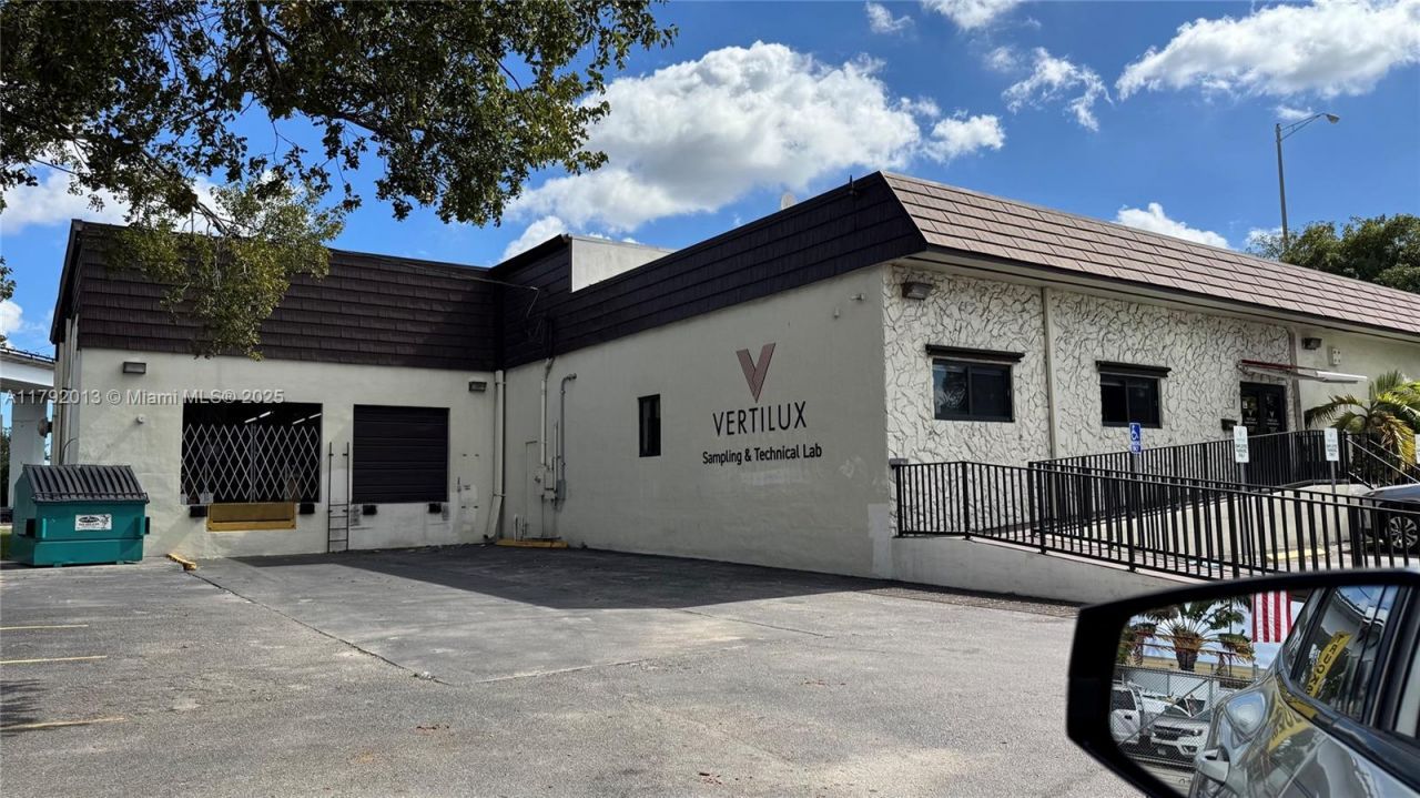 Please Call For Address, Medley, FL 33166 Photo