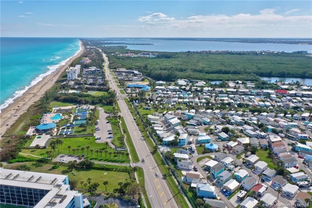 10725 S Ocean Drive, Lot #393, Jensen Beach, FL 34957 Photo