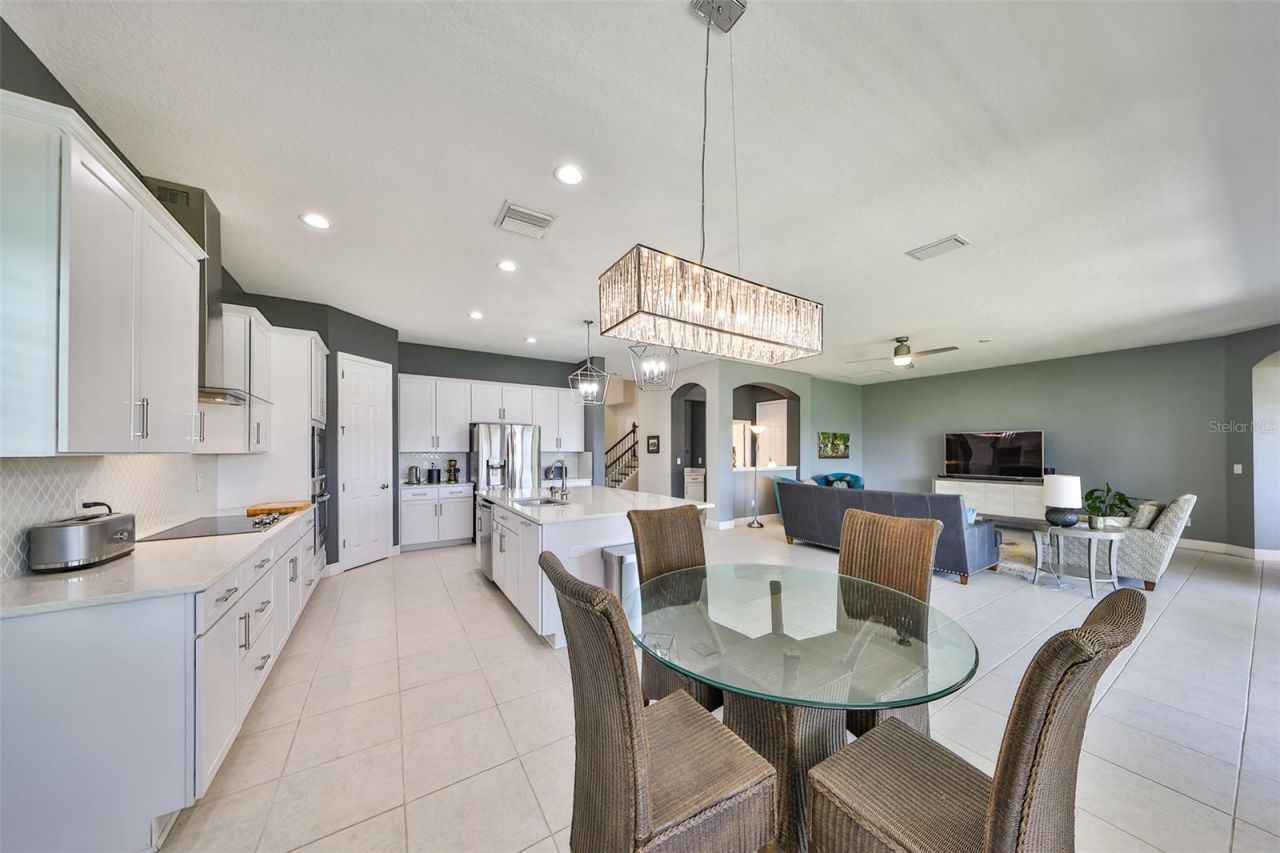 11909 Climbing Fern Avenue, Riverview, FL 33579 Photo