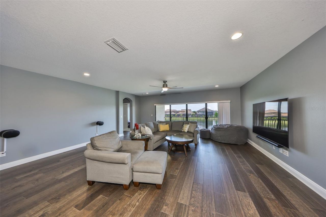 11909 Climbing Fern Avenue, Riverview, FL 33579 Photo