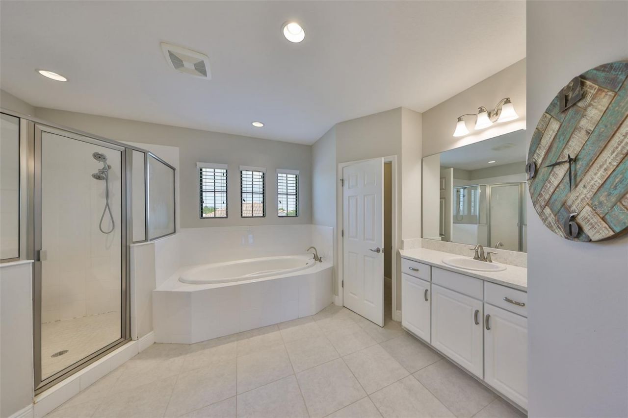 11909 Climbing Fern Avenue, Riverview, FL 33579 Photo