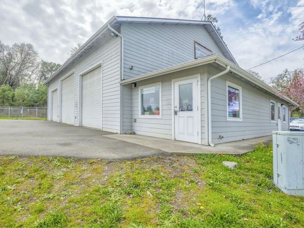 103 Merlin Road, Merlin, OR 97532