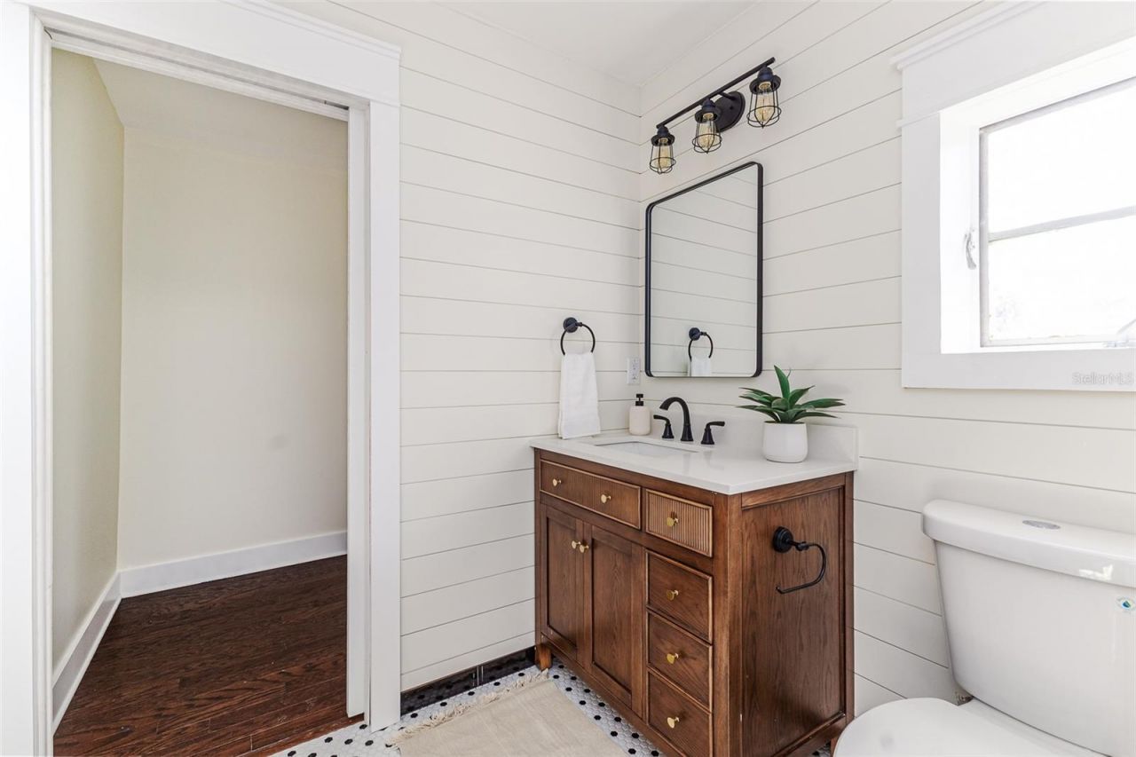 737 Johnson Avenue, Lakeland, FL 33801 Photo