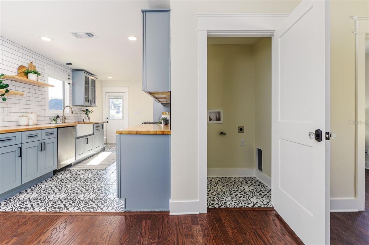 737 Johnson Avenue, Lakeland, FL 33801 Photo