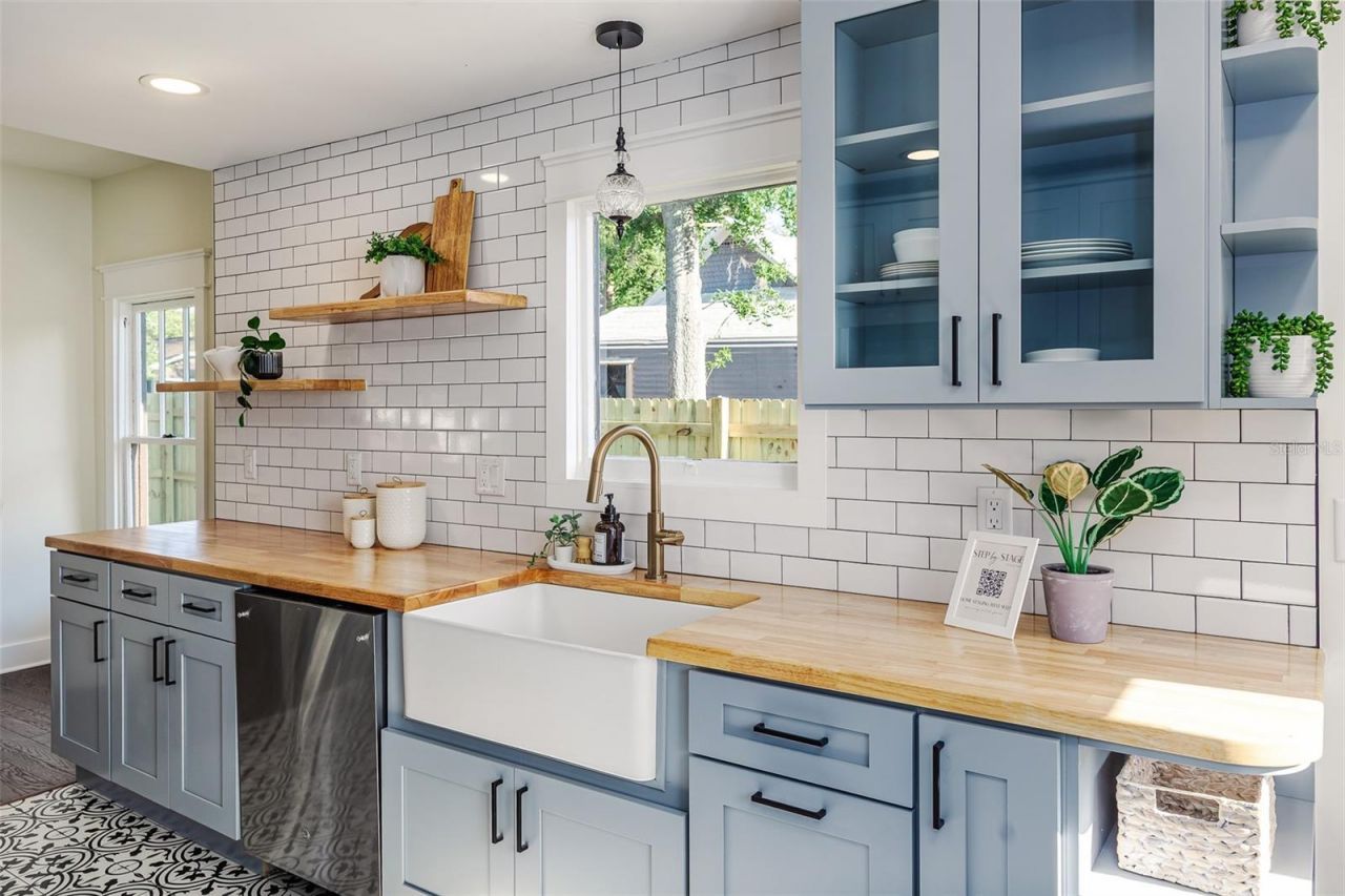 737 Johnson Avenue, Lakeland, FL 33801 Photo