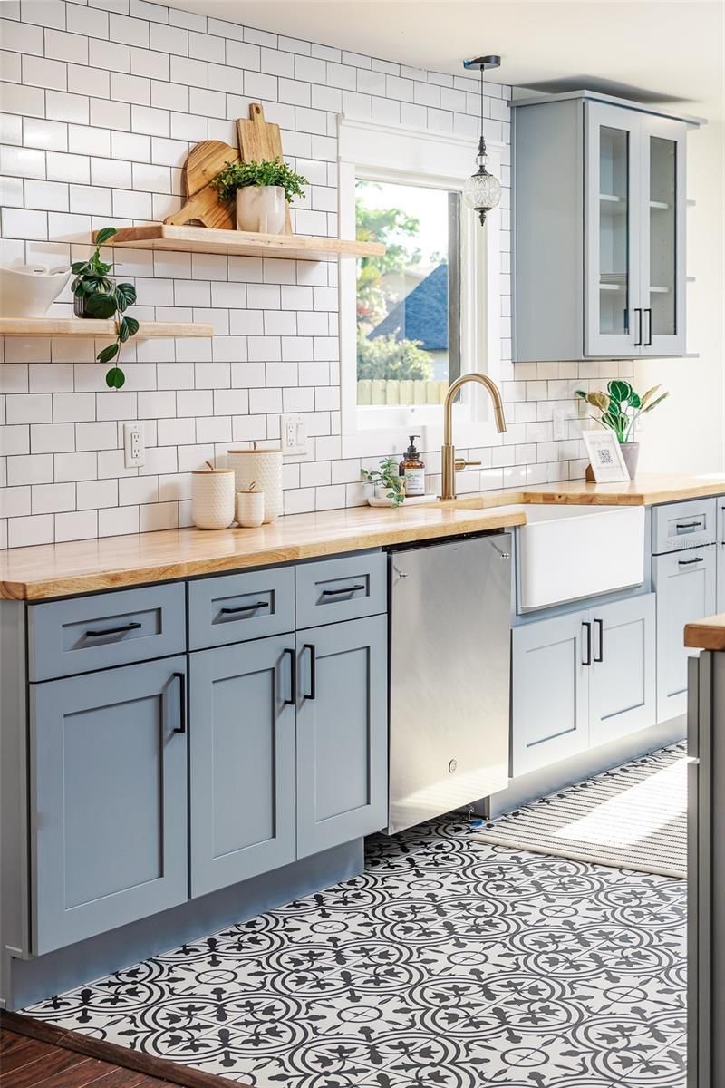 737 Johnson Avenue, Lakeland, FL 33801 Photo