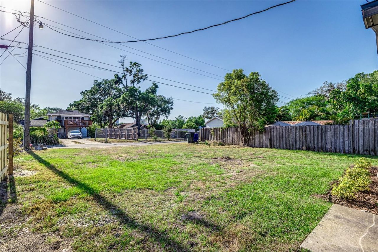 737 Johnson Avenue, Lakeland, FL 33801 Photo