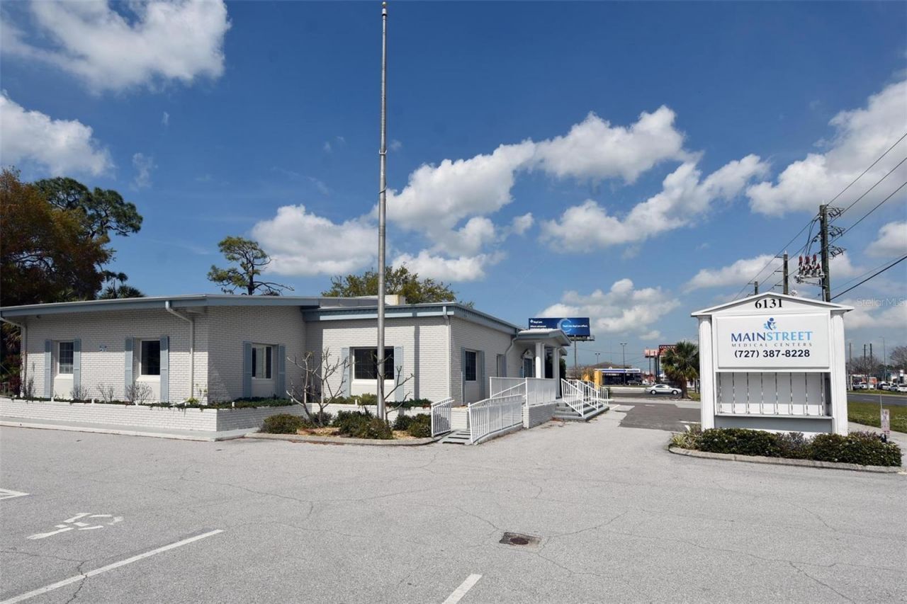 6131 Us Highway 19, New Port Richey, FL 34652 Photo