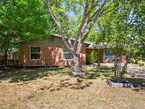 4606 S 2nd ST, Austin, TX 78745