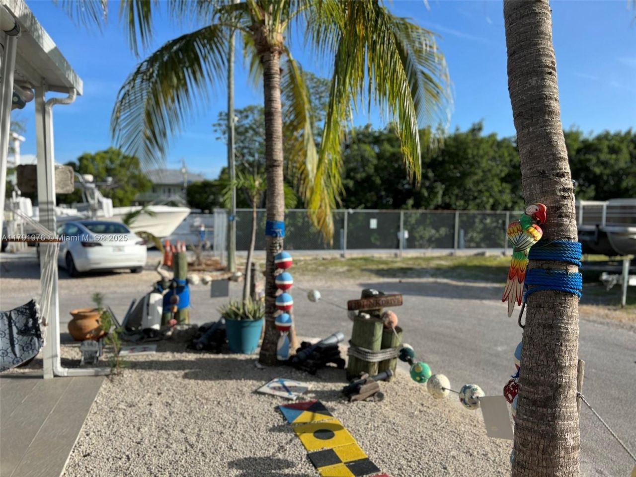 325 Calusa Street Lot 245, Key Largo, FL 33037 Photo