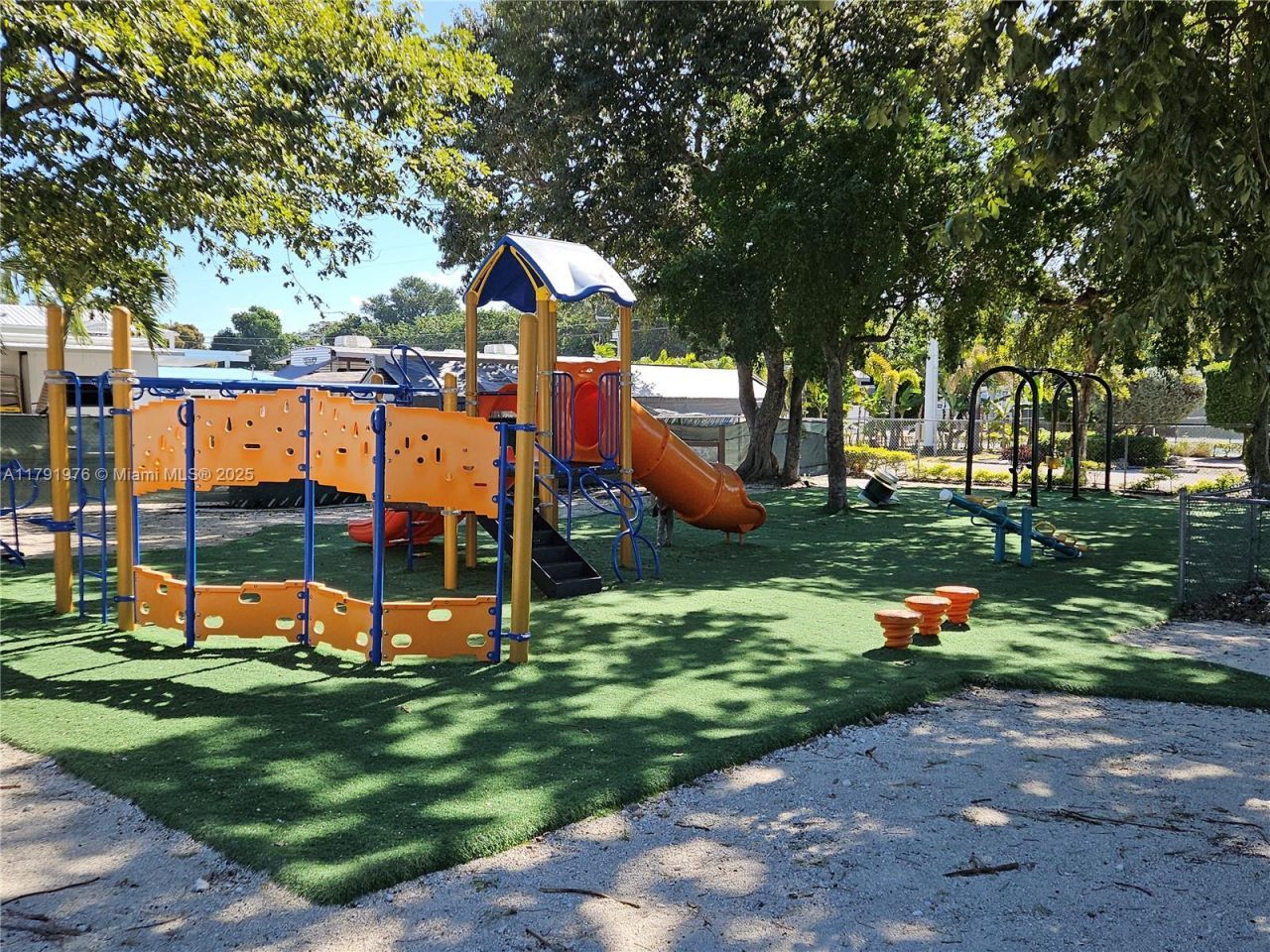 325 Calusa Street Lot 245, Key Largo, FL 33037 Photo