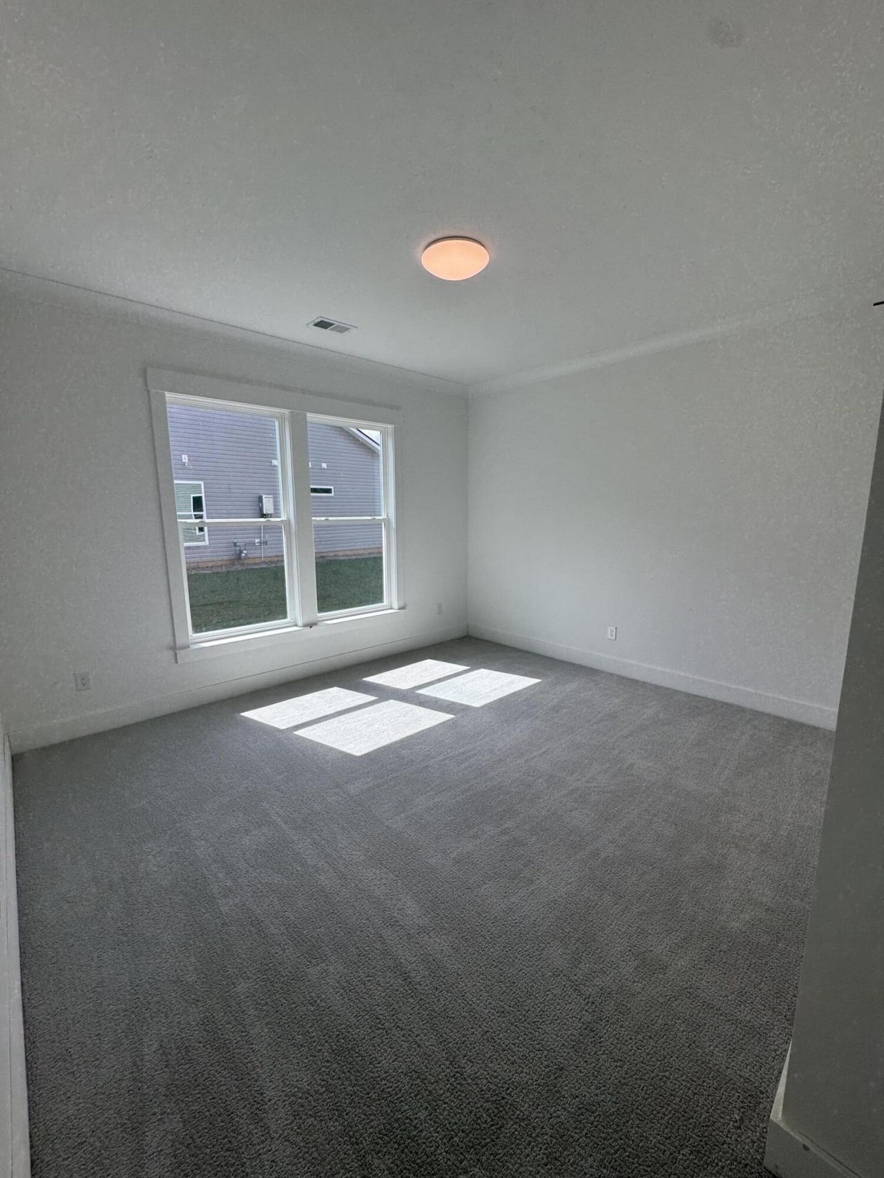 1960 Central Avenue Photo 10