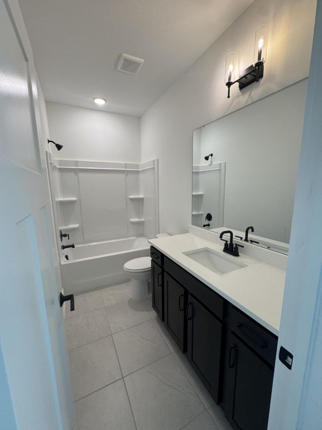 1960 Central Avenue Photo 11