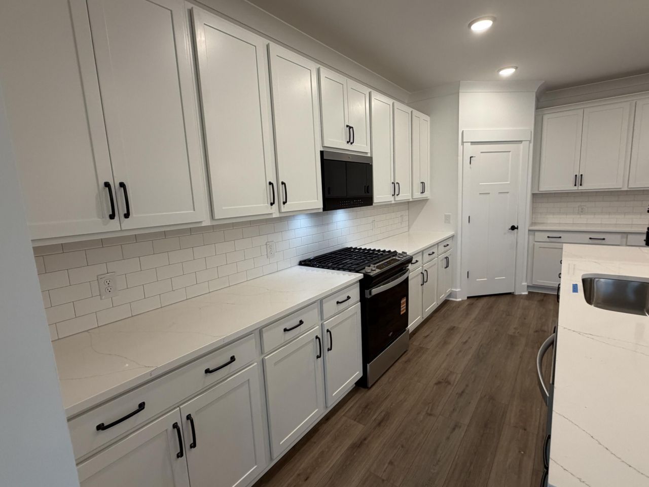 1960 Central Avenue Photo 14