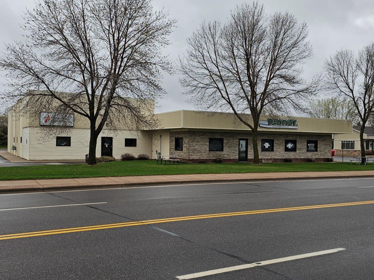 538 Main Street S, Cambridge, MN 55008