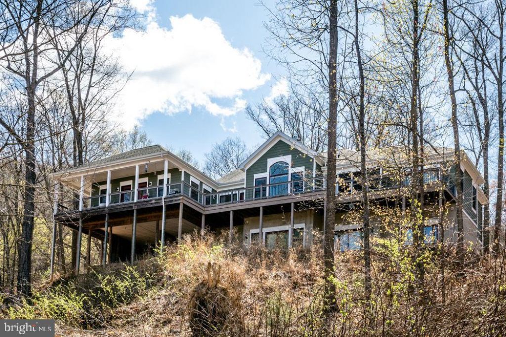 9586 BRUNK SPRING LANE, BROADWAY, VA 22815