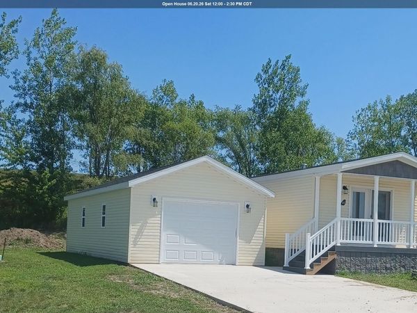 1500 E Linden #131 Drive, Unit 131, Mount Pleasant, IA 52641