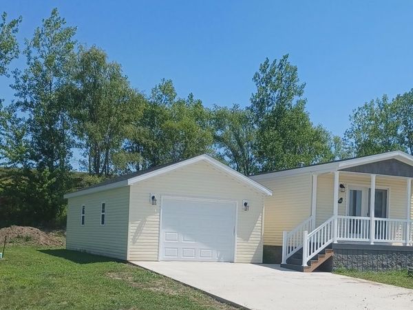 1500 E Linden #131 Drive, Unit 131, Mount Pleasant, IA 52641