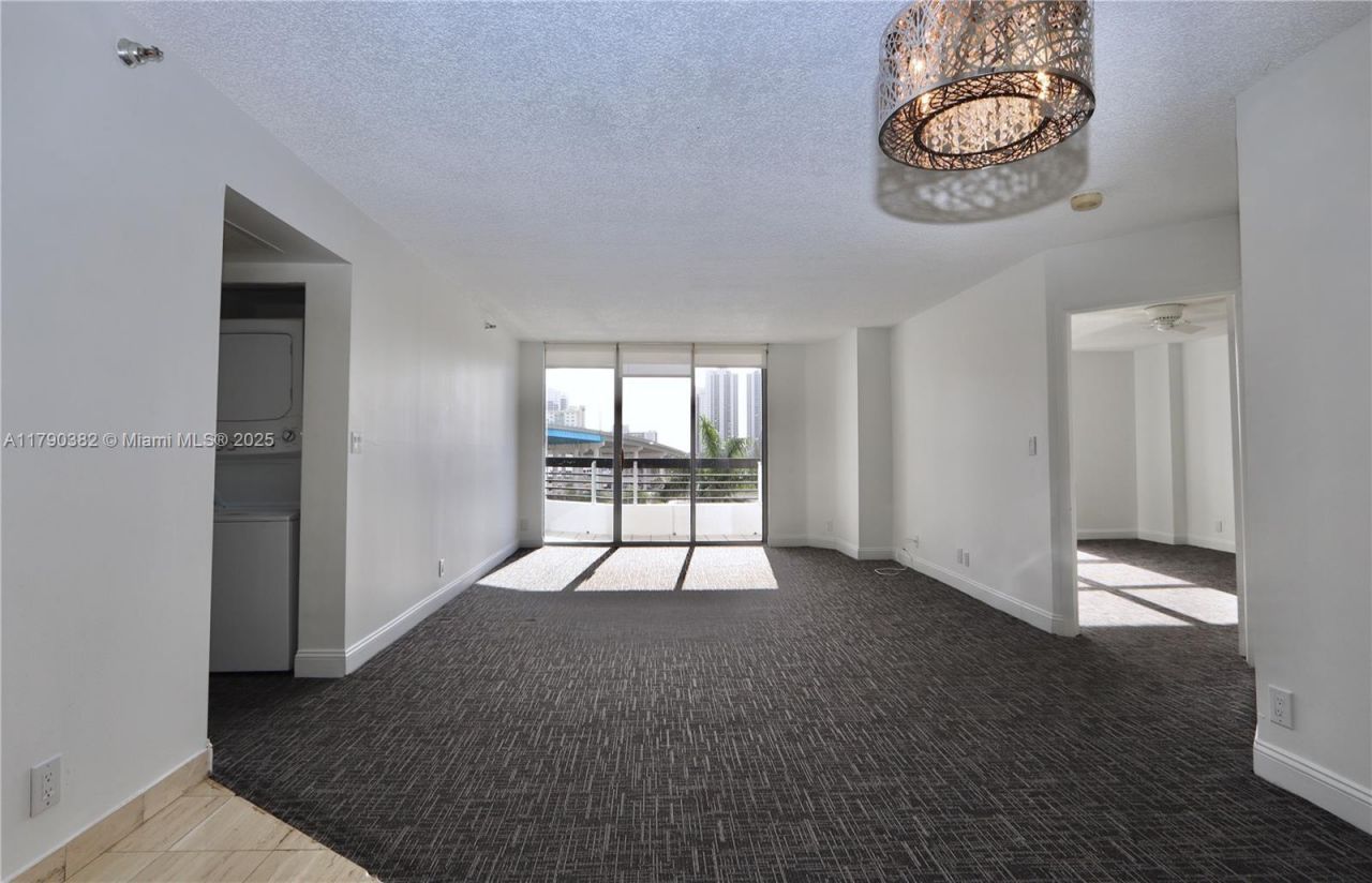 19195 NE 36th Ct, Unit 608, Aventura, FL 33180 Photo