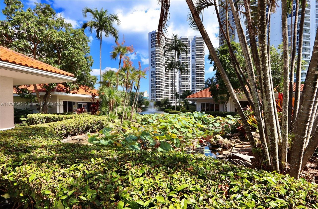 19195 NE 36th Ct, Unit 608, Aventura, FL 33180 Photo