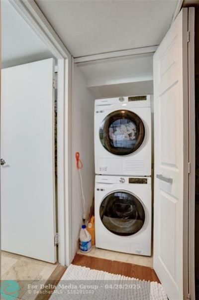 555 NE 15th Street, Unit T4(704), Miami, FL 33132 Photo