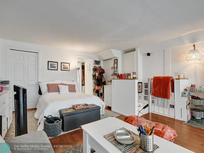 555 NE 15th Street, Unit T4(704), Miami, FL 33132 Photo