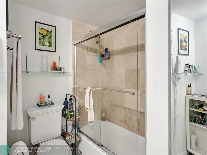 555 NE 15th Street, Unit T4(704), Miami, FL 33132 Photo